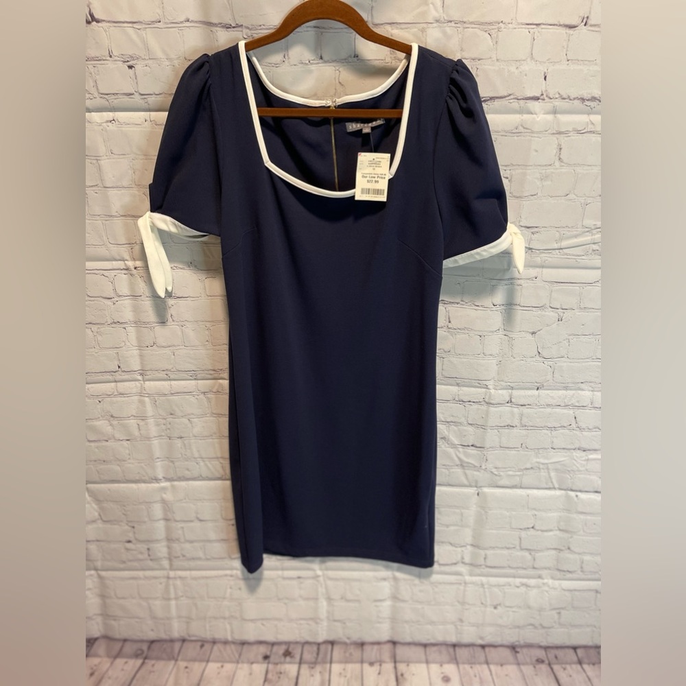 Dress Barn Good Find! Size 12 Navy Blue Sheath Dress. NWT.